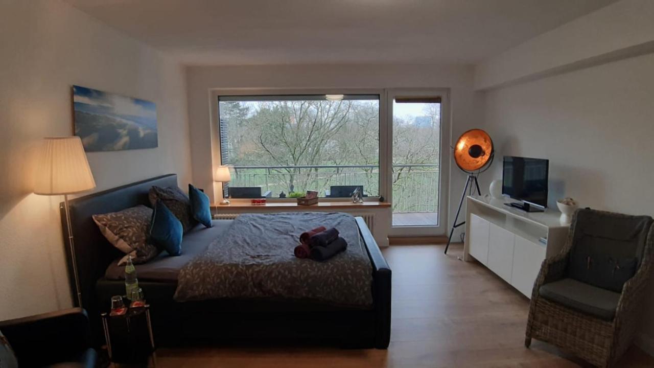 Modern City Apartment With Balcony And Nice Parc View Brême Extérieur photo